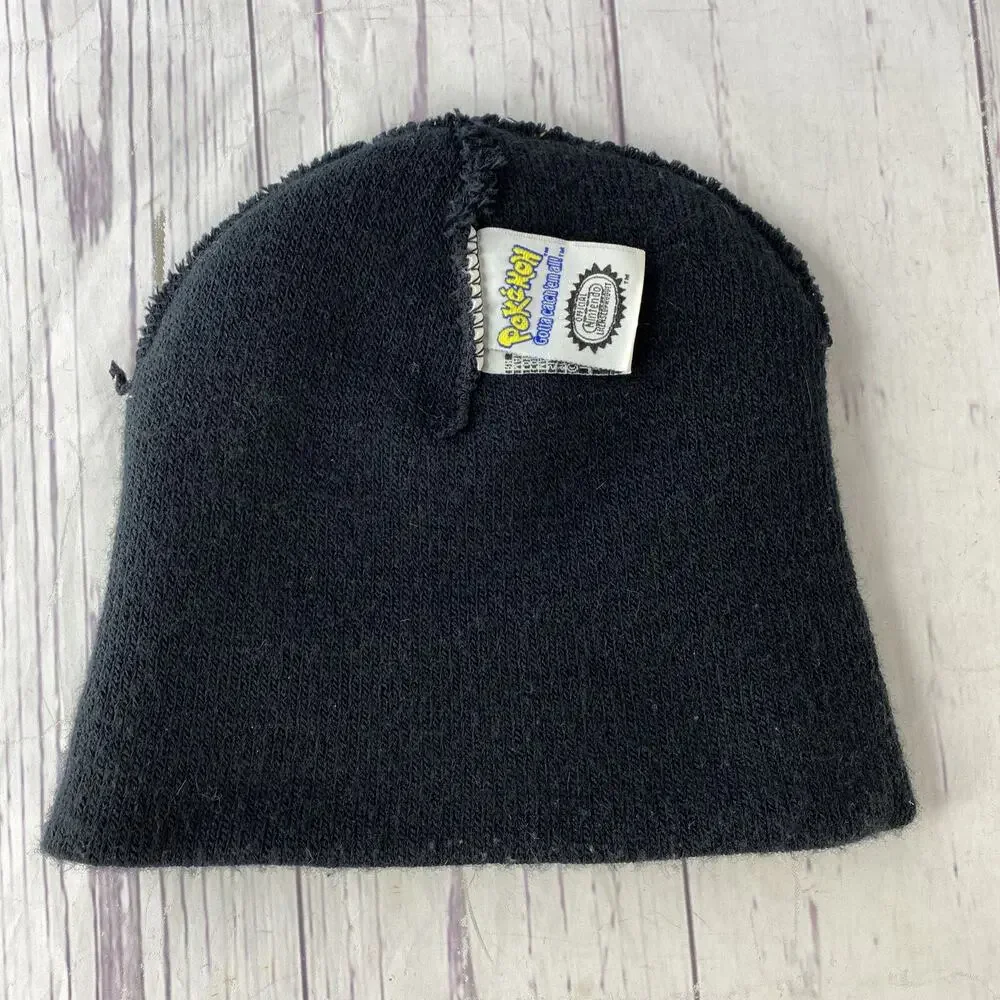 Pokémon Pikachu Charmander Vintage Beanie Striped Nintendo Licensed‎ Product
